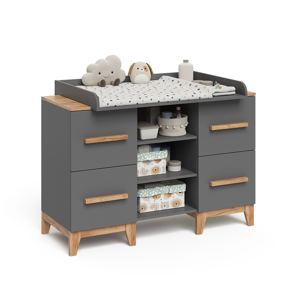 Wickelkommode in Grau/Artisan auf weißem Hintergrund mit dekorativen Elementen